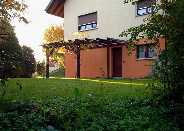 Little Nest La Tour-de-Peilz